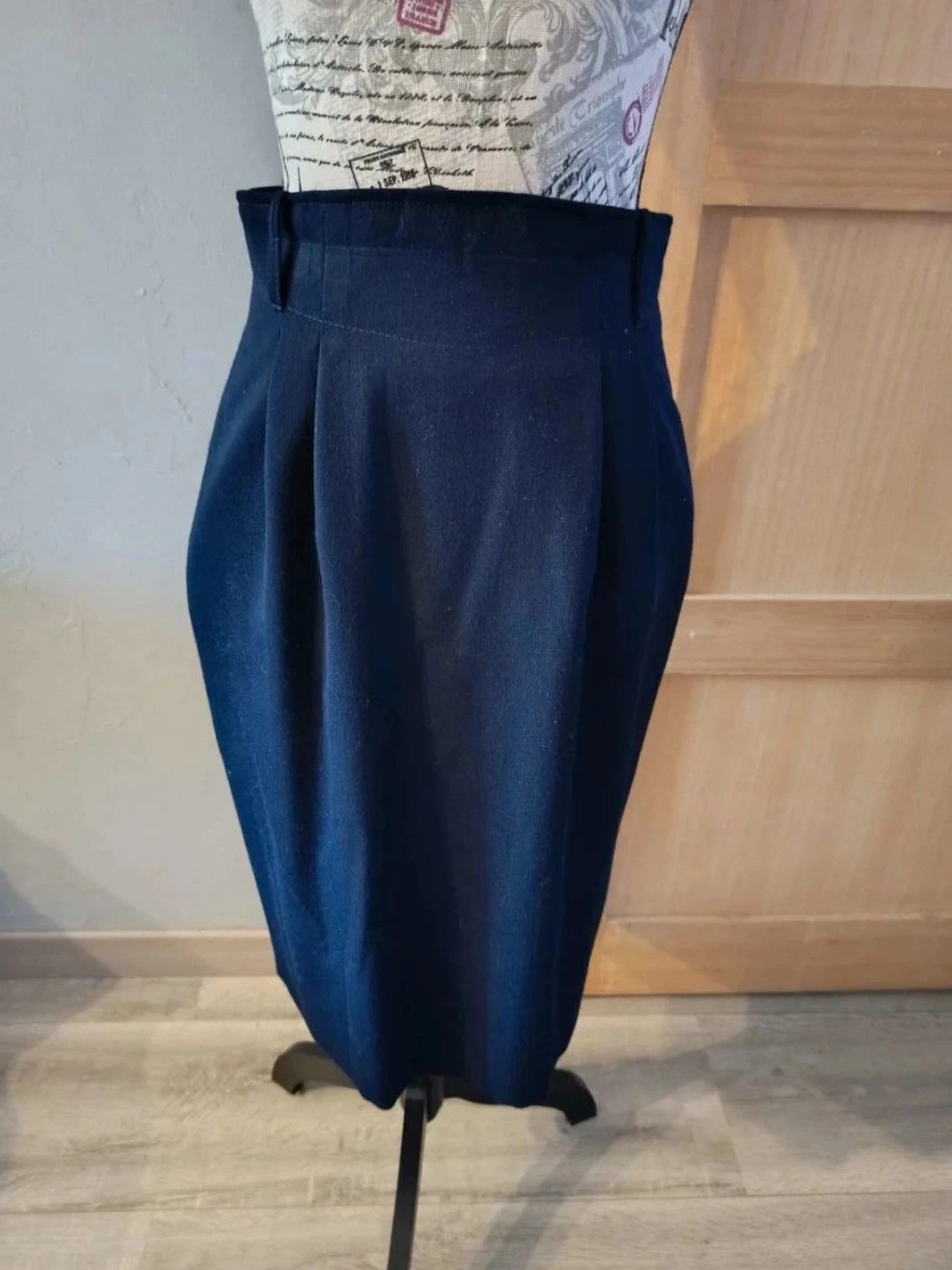 Jupe effet boule, bleu marine, St-Michael, T40
